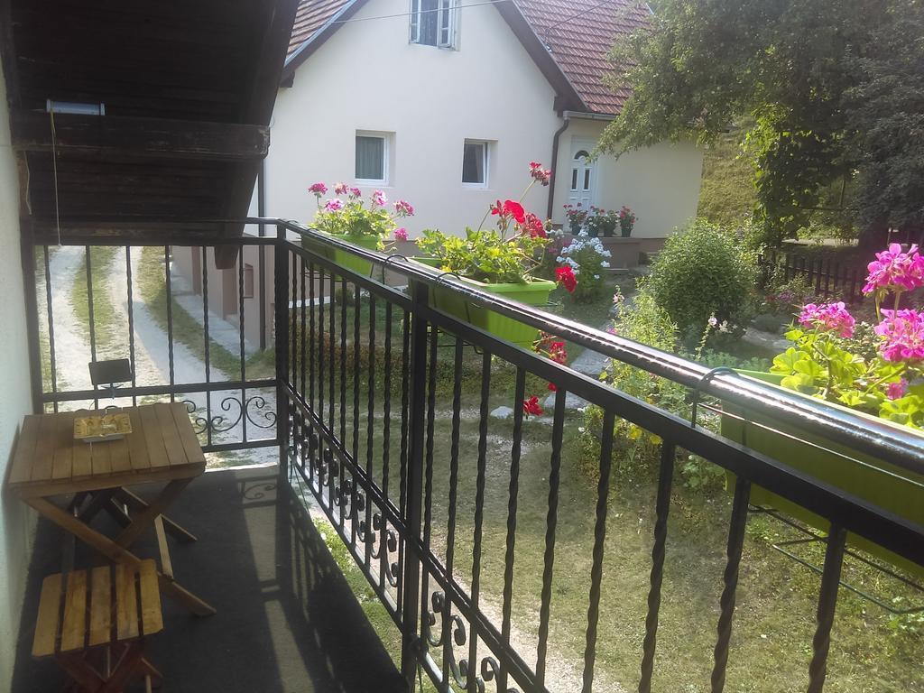Apartman Ana Mokra Gora Ngoại thất bức ảnh